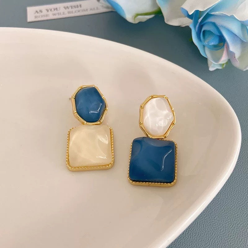 Klassinen Korvarengas ajattomalla viehätyksellä