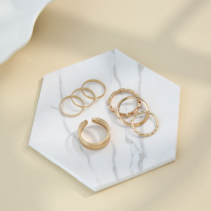 Elegantti Sormus jokaiseen tilaisuuteen