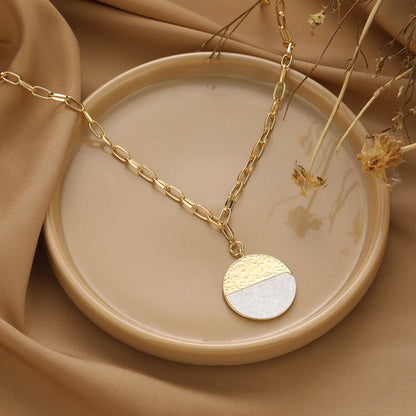 Romanttinen Kaulakoru erityisiin hetkiin