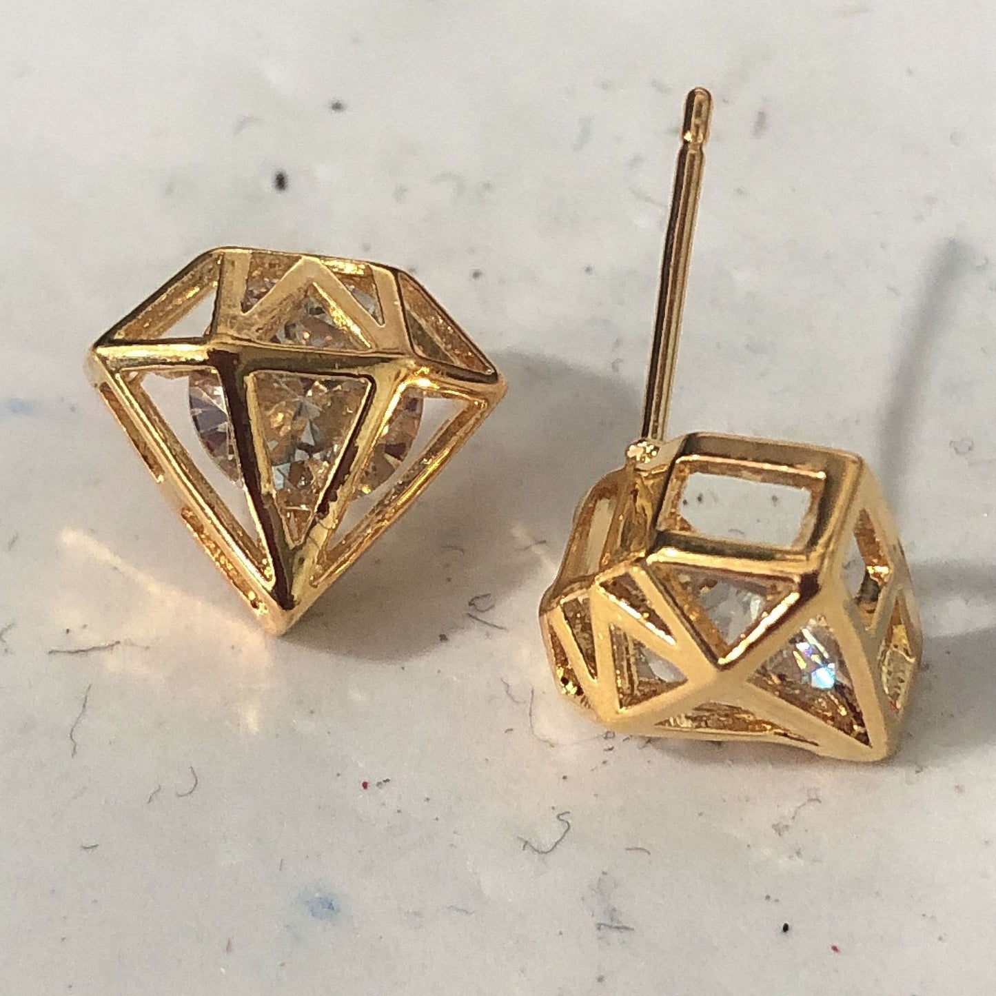 Herkkä käsityö Korvarengas