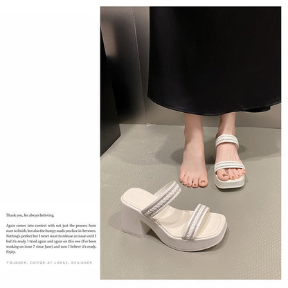 Sulavalinaiset Ortopediset Sandaalit Moderniin Tyyliin