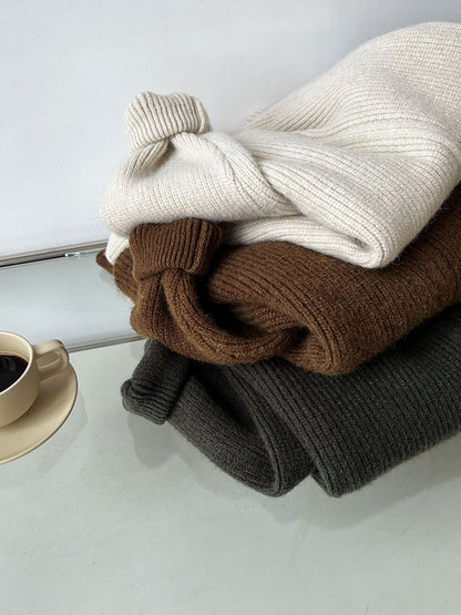 Kauniisti valmistettu Villapaita