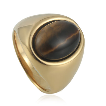 Klassinen Sormus ajattomalla viehätyksellä