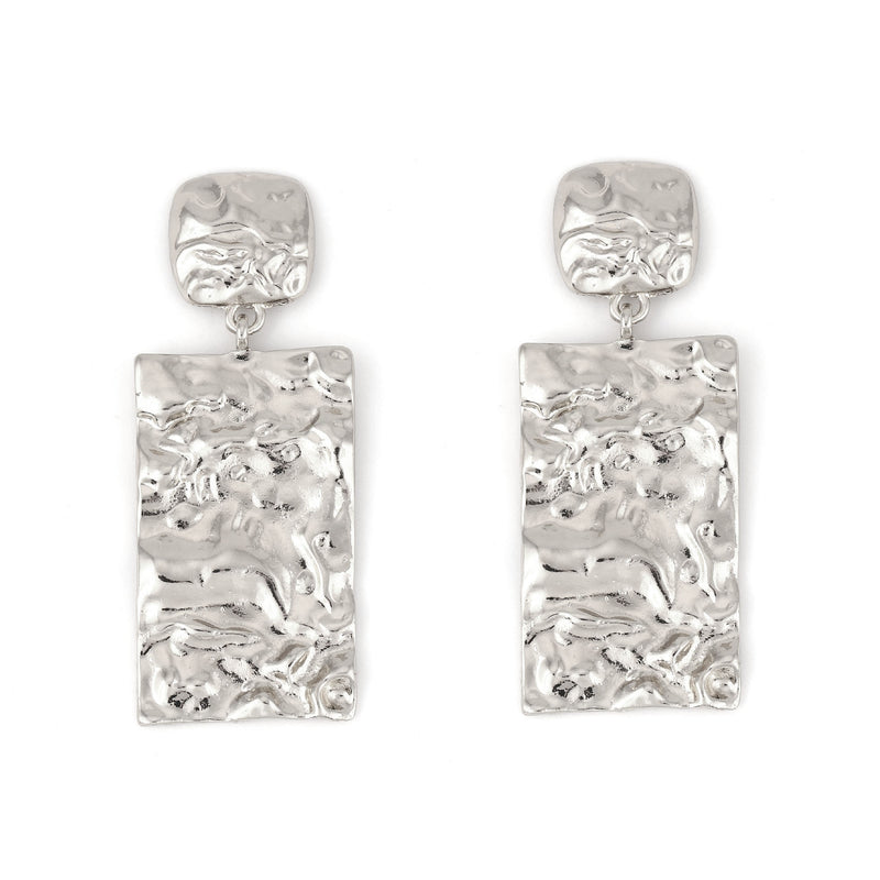 Kaunis Kulta Korvarengas ainutlaatuisella tyylillä