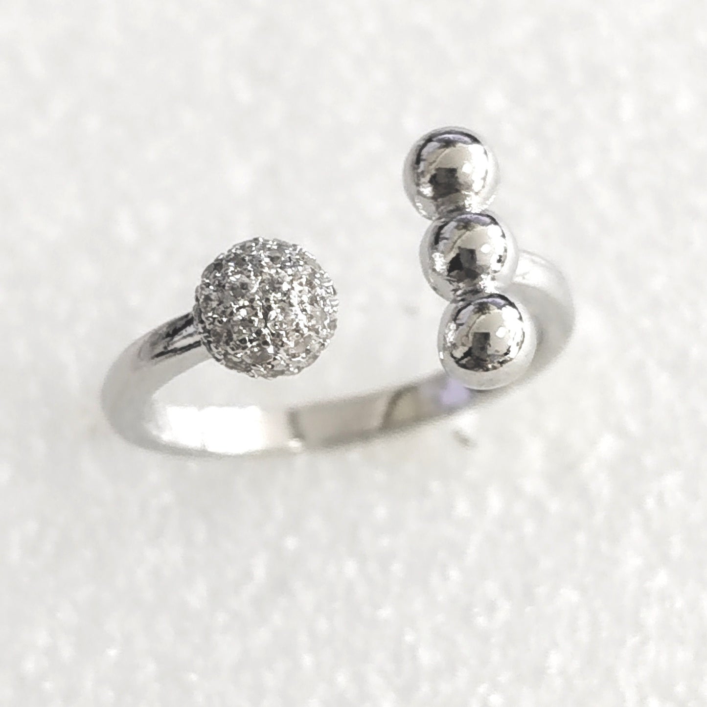 Romanttinen Sormus erityisiin hetkiin