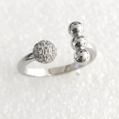 Romanttinen Sormus erityisiin hetkiin