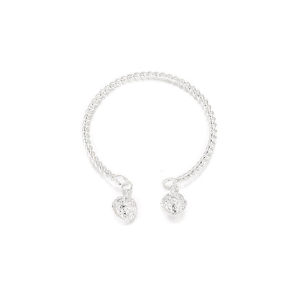 Kaunis Rannekoru ainutlaatuisella tyylillä