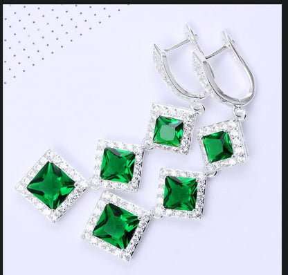 Käsintehty vintage Korvarengas