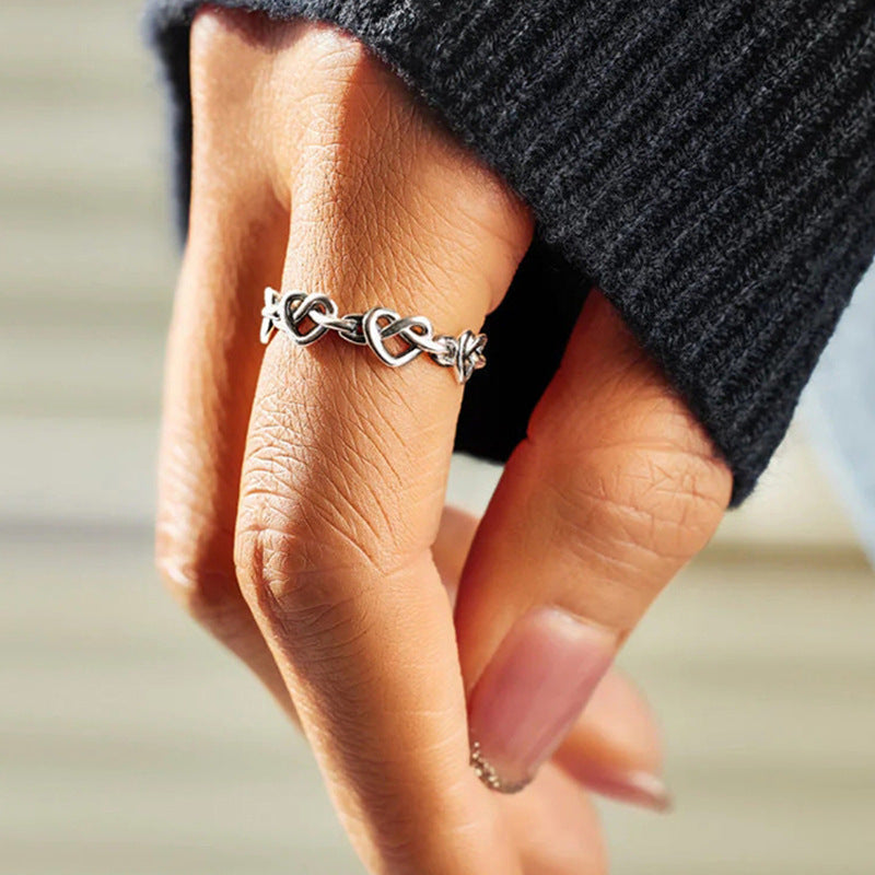 Kaunis Sormus ainutlaatuisella tyylillä