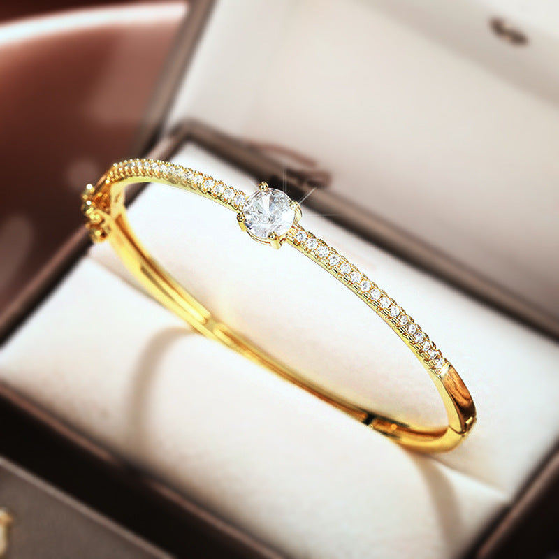 Upea Koru päivittäiseen käyttöön