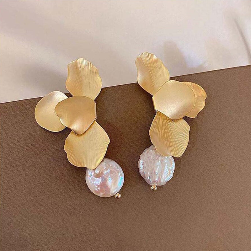 Elegantti Helmi Korvarengas jokaiseen tilaisuuteen