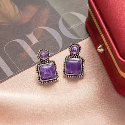 Kaunis Sormus ainutlaatuisella tyylillä