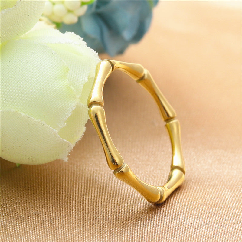 Hurmaava Sormus jokaiseen tilaisuuteen