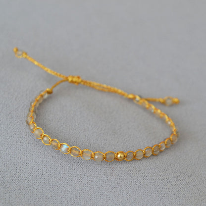 Romanttinen Kulta Rannekoru erityisiin hetkiin