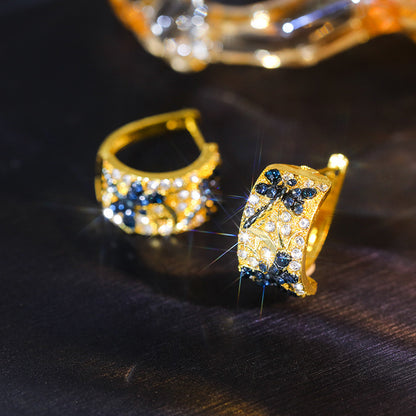 Klassinen Sormus ajattomalla viehätyksellä