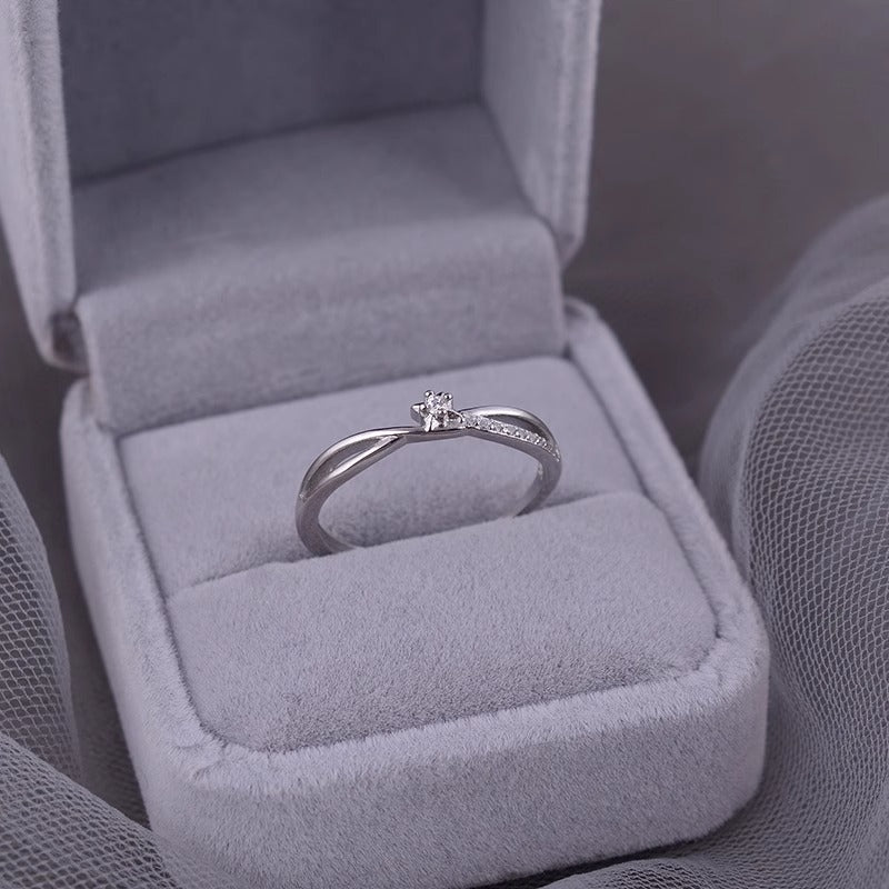 Kaunis Hopea Sormus ainutlaatuisella tyylillä