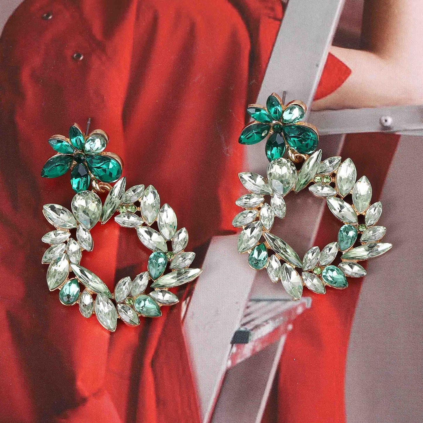 Elegantti Korvarengas jokaiseen tilaisuuteen