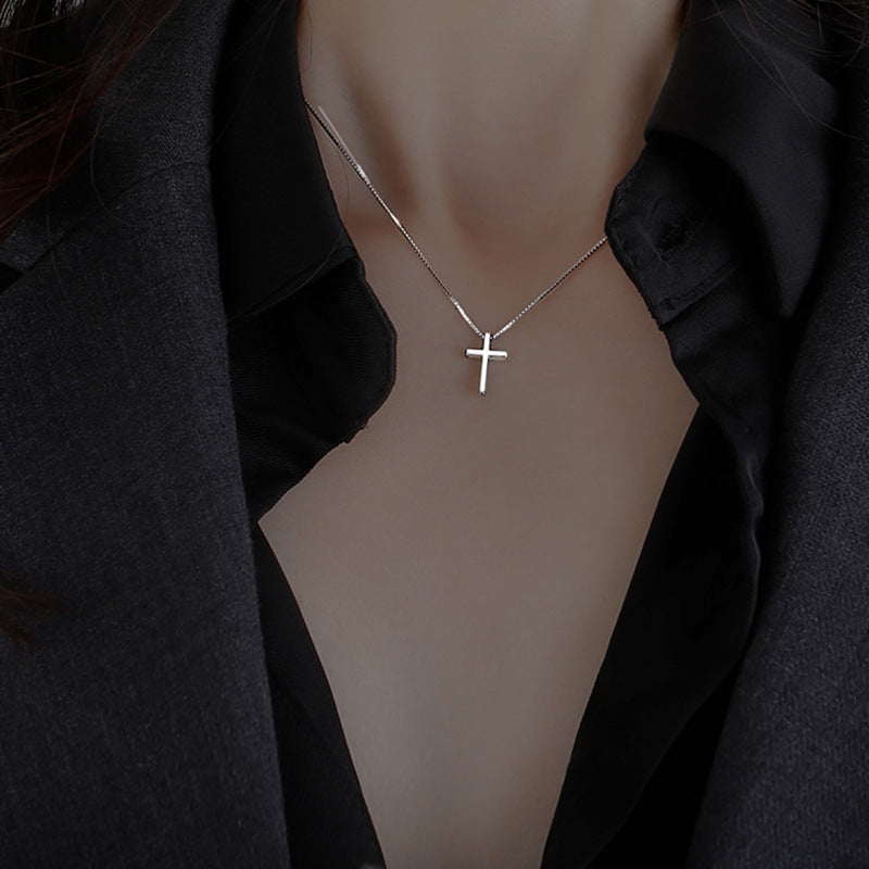 Herkkä käsityö Koru