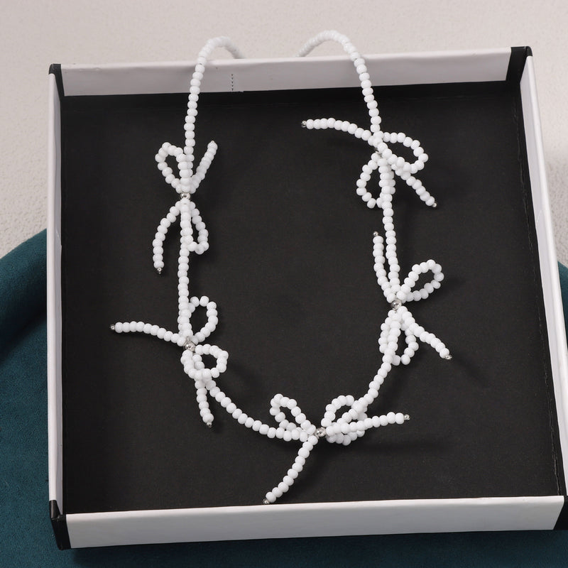 Hurmaava Kaulakoru jokaiseen tilaisuuteen