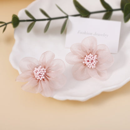 Hurmaava Korvarengas jokaiseen tilaisuuteen