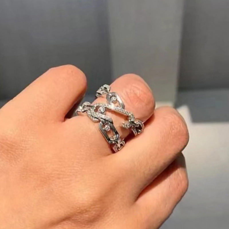 Klassinen Koru ajattomalla viehätyksellä