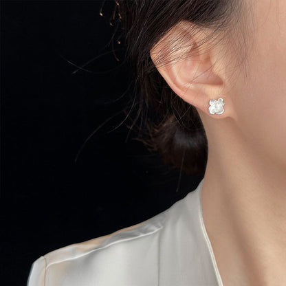 Hurmaava Koru jokaiseen tilaisuuteen