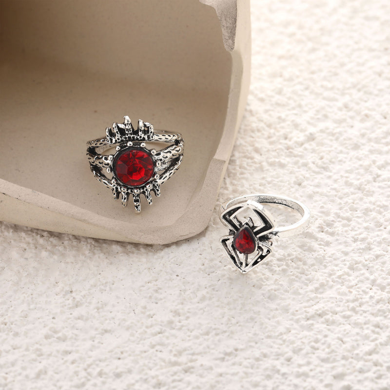 Hurmaava Sormus jokaiseen tilaisuuteen