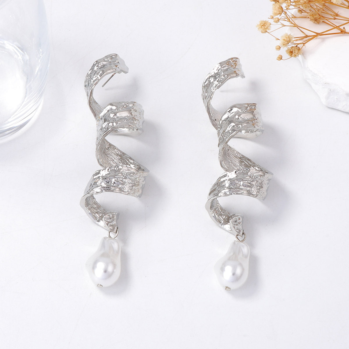 Elegantti Koru jokaiseen tilaisuuteen