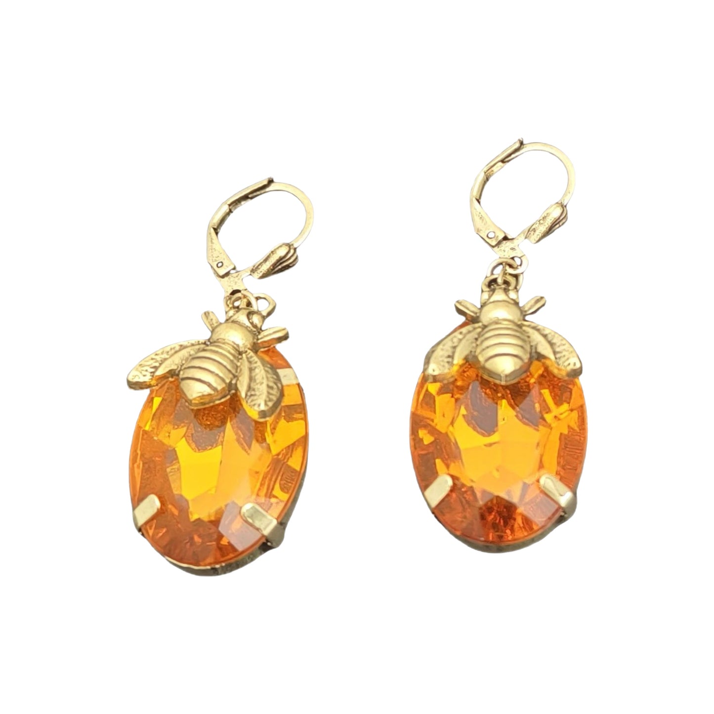 Elegantti Korvarengas jokaiseen tilaisuuteen