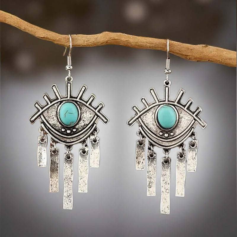 Klassinen Sormus ajattomalla viehätyksellä