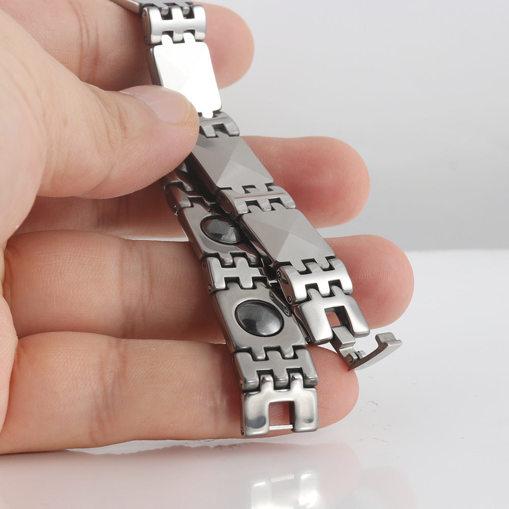 Upea Rannekoru päivittäiseen käyttöön