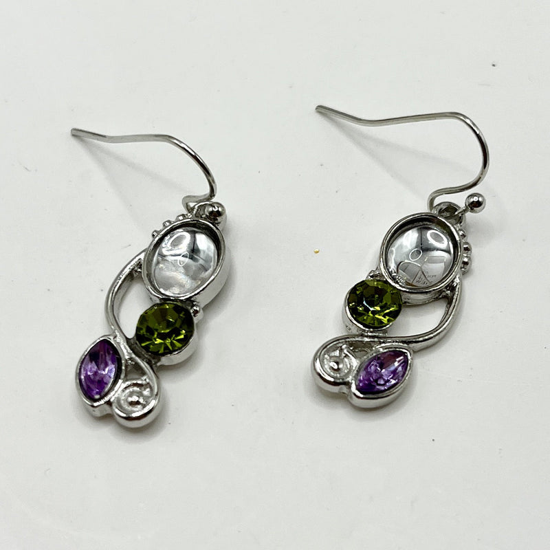 Klassinen Sormus ajattomalla viehätyksellä