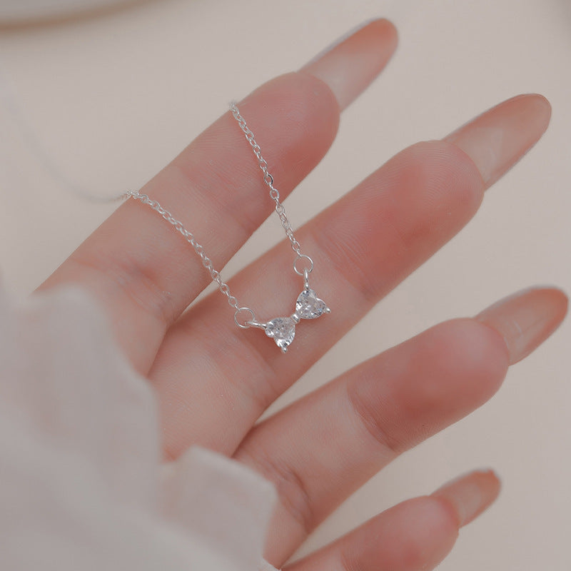 Herkkä käsityö Kaulakoru