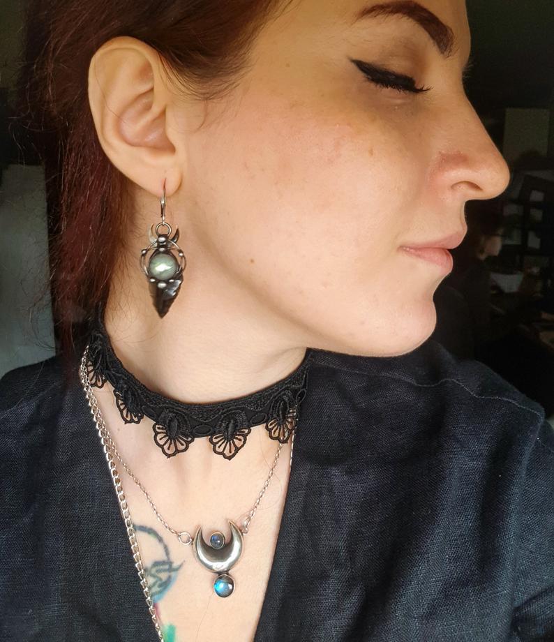 Käsintehty vintage Helmi Korvarengas