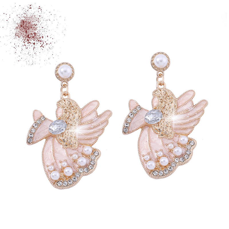 Klassinen Helmi Korvarengas ajattomalla viehätyksellä