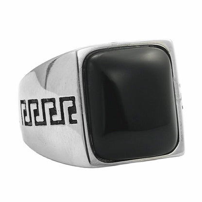 Hurmaava Sormus jokaiseen tilaisuuteen