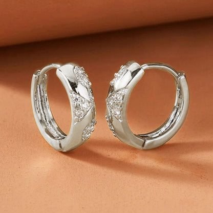 Käsintehty vintage Korvarengas