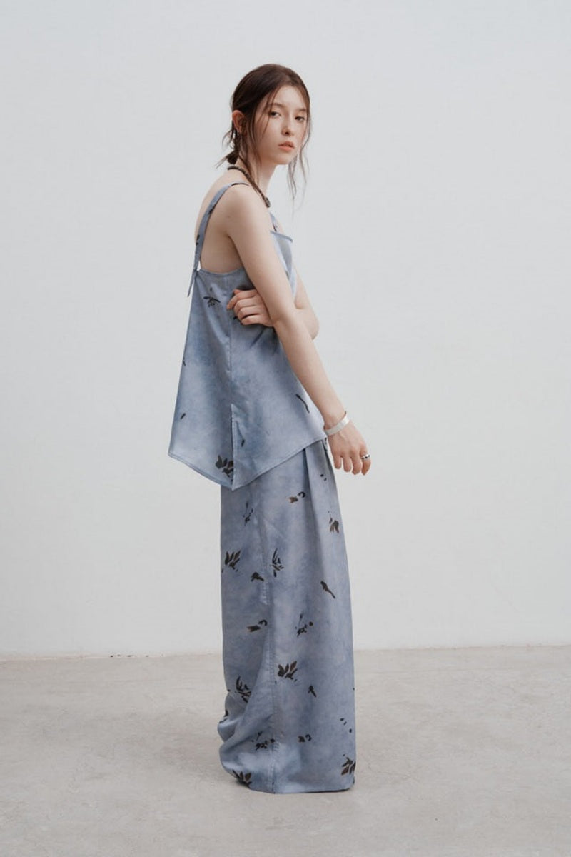 Beautifully Finished Top in a Timeless Design