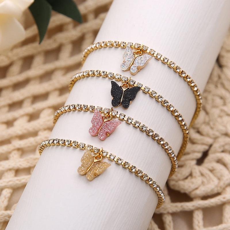 Kaunis Rannekoru ainutlaatuisella tyylillä