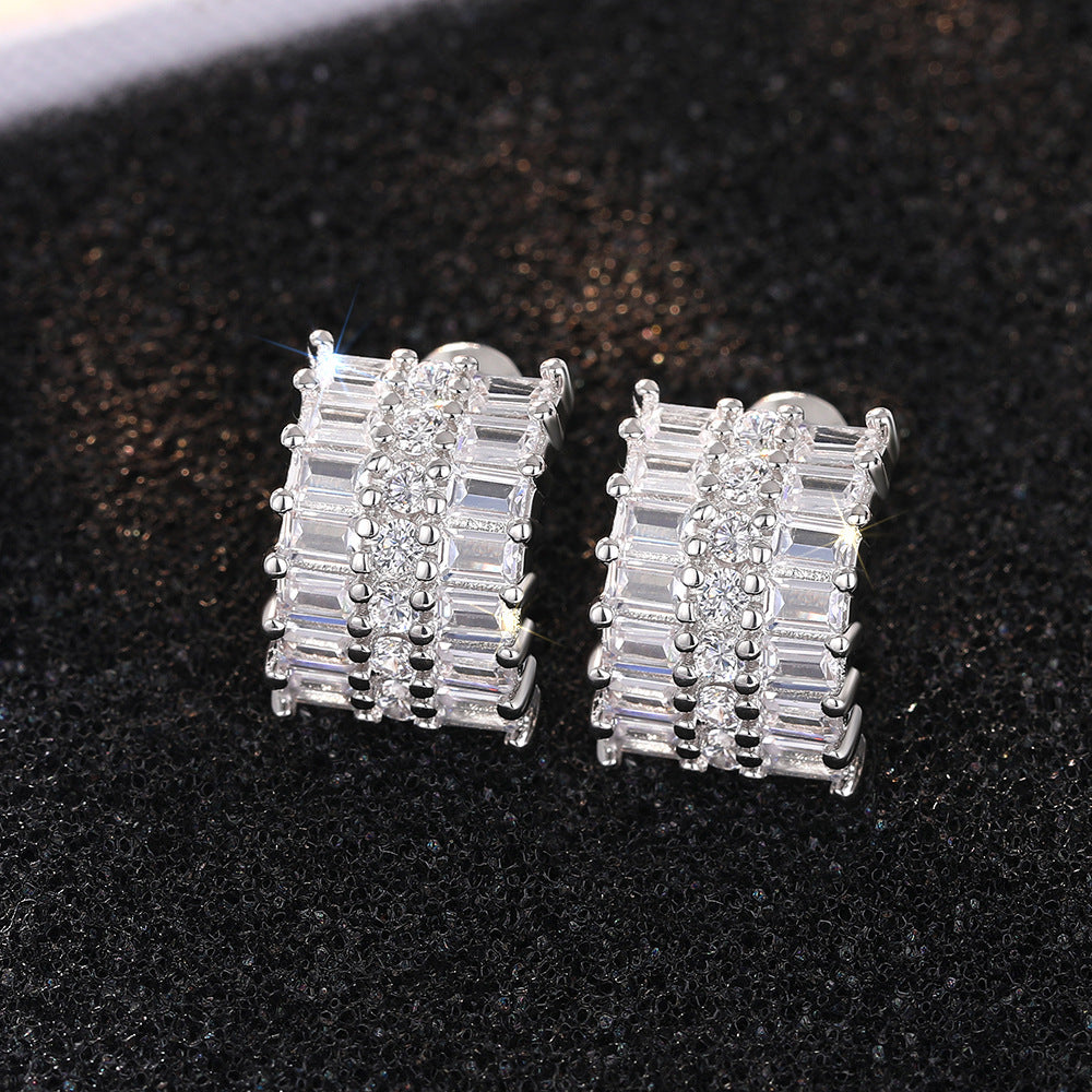 Klassinen Korvarengas ajattomalla viehätyksellä