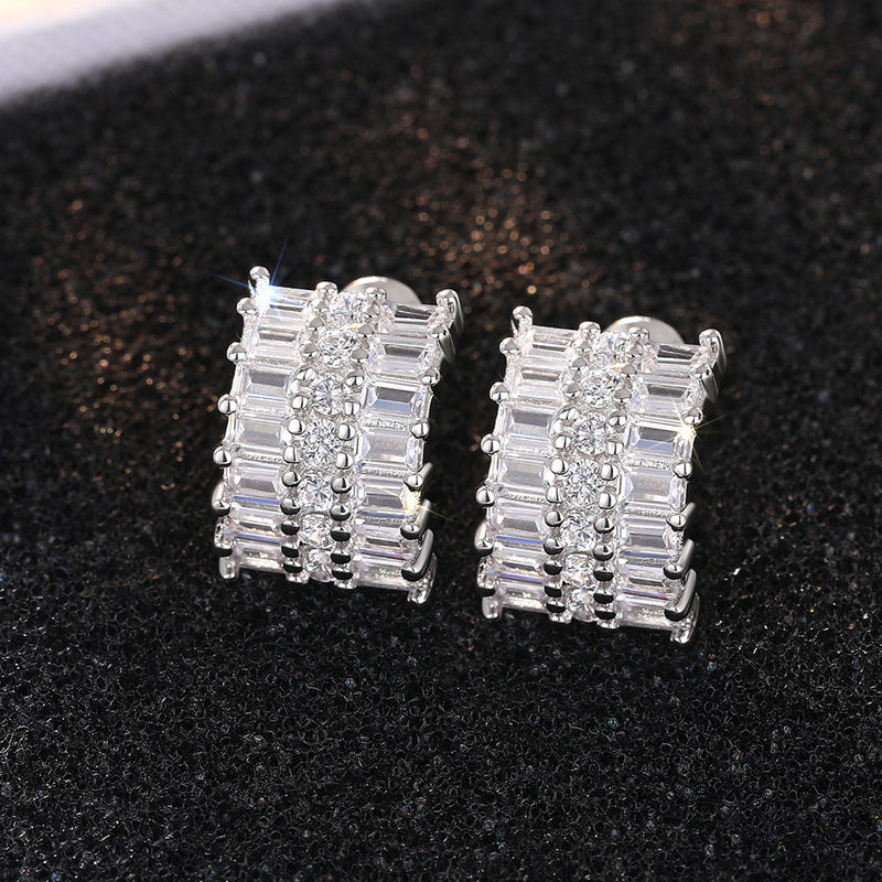 Klassinen Korvarengas ajattomalla viehätyksellä