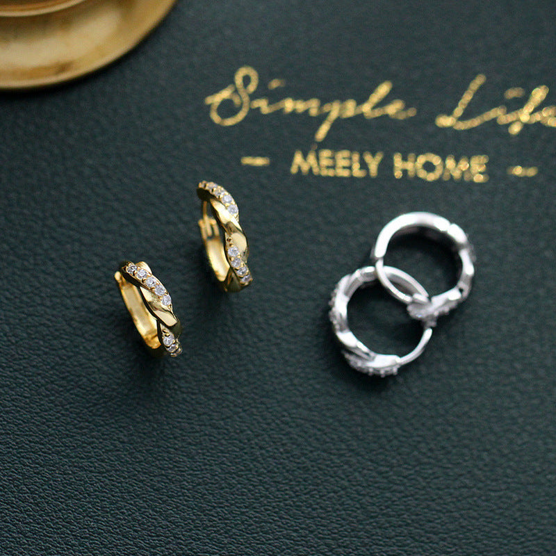 Käsintehty vintage Korvarengas