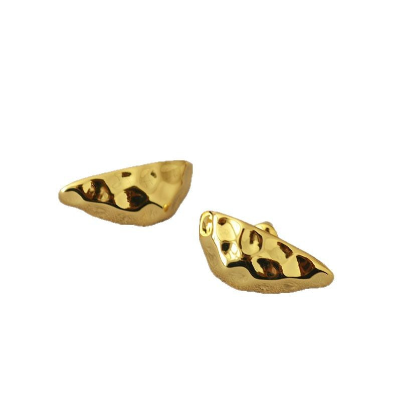 Klassinen Kulta Korvarengas ajattomalla viehätyksellä