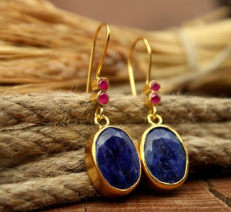 Käsintehty vintage Korvarengas