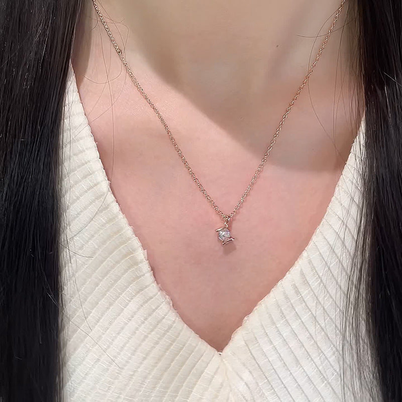 Herkkä käsityö Koru