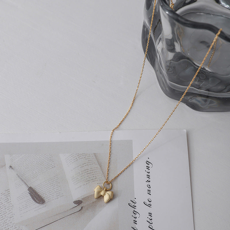 Herkkä käsityö Kaulakoru