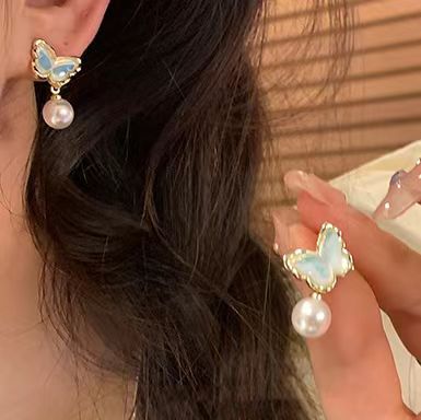 Elegantti Korvarengas jokaiseen tilaisuuteen