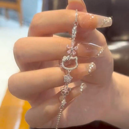 Elegantti Koru jokaiseen tilaisuuteen