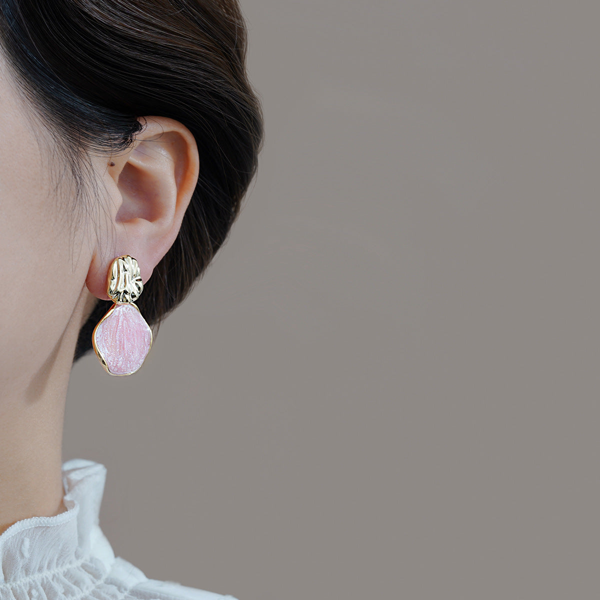 Herkkä käsityö Korvarengas