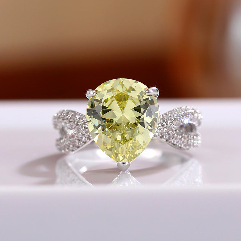 Upea Sormus päivittäiseen käyttöön